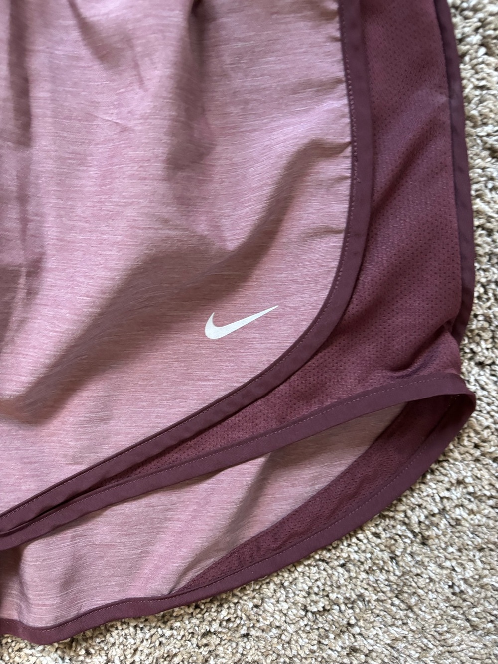 😱 SALE - Nike Women's Two-Tone Mauve and Maroon Athletic Shorts - Picture 3 of 4